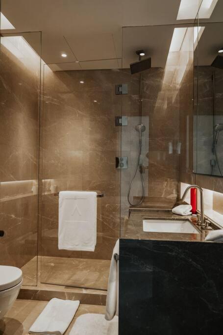 Serviced Luxurious 3+1 In Address Emaar Square Istanbul Eksteriør billede